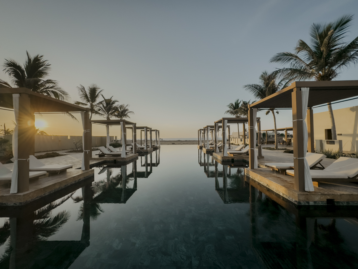 COCOtravel Oman AlilaHinuBay Pool Adultsonly 2
