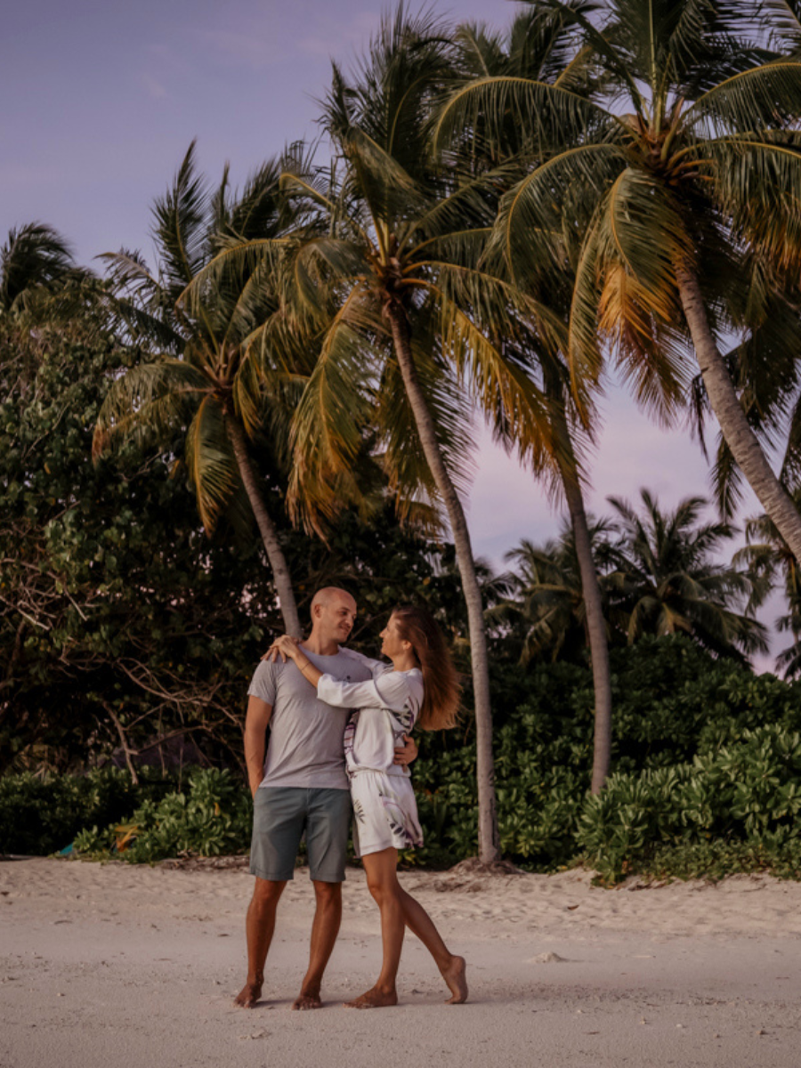 COCOtravel Malediven Nova Sunset Couple233.jpg COCOtravel Malediven Nova Sunset Couple233.jpg