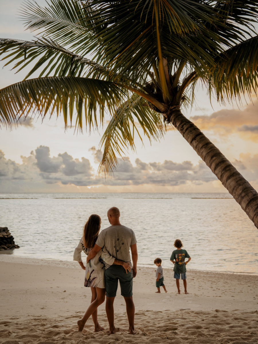 COCOtravel Malediven Nova Sunset Family229.jpg COCOtravel Malediven Nova Sunset Family229.jpg