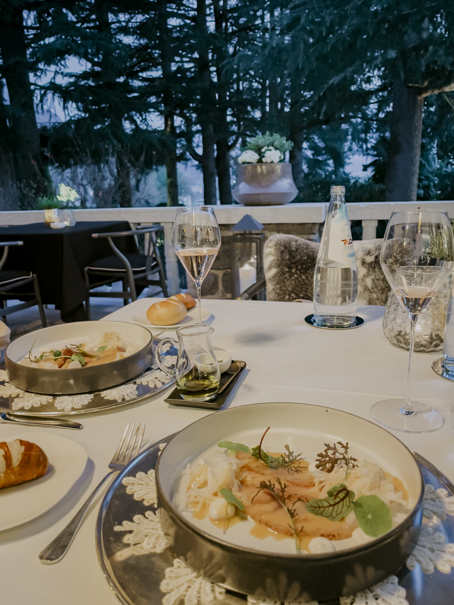 COCOtravel Suedtirol VillaEden EssenTerrasse COCOtravel Suedtirol VillaEden EssenTerrasse