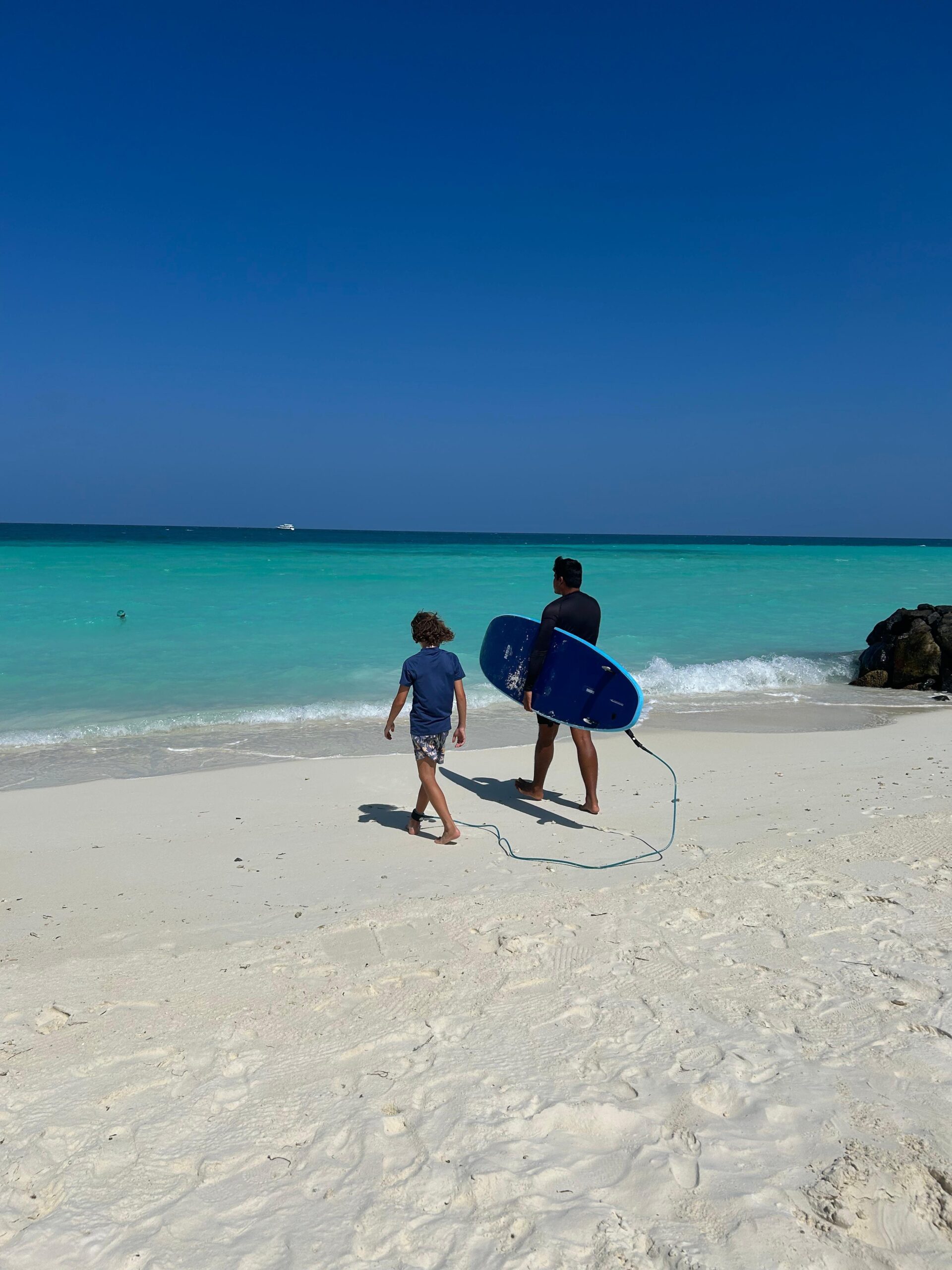 COCOtravel KudaVillingili Malediven Meer Surfkurs 11