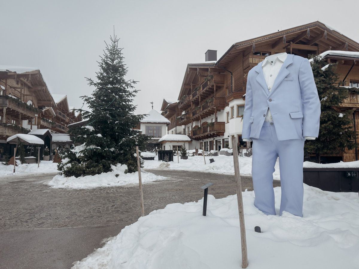 COCOtravel Oesterreich Leogang Forsthofgut Kunst ErwinWurm