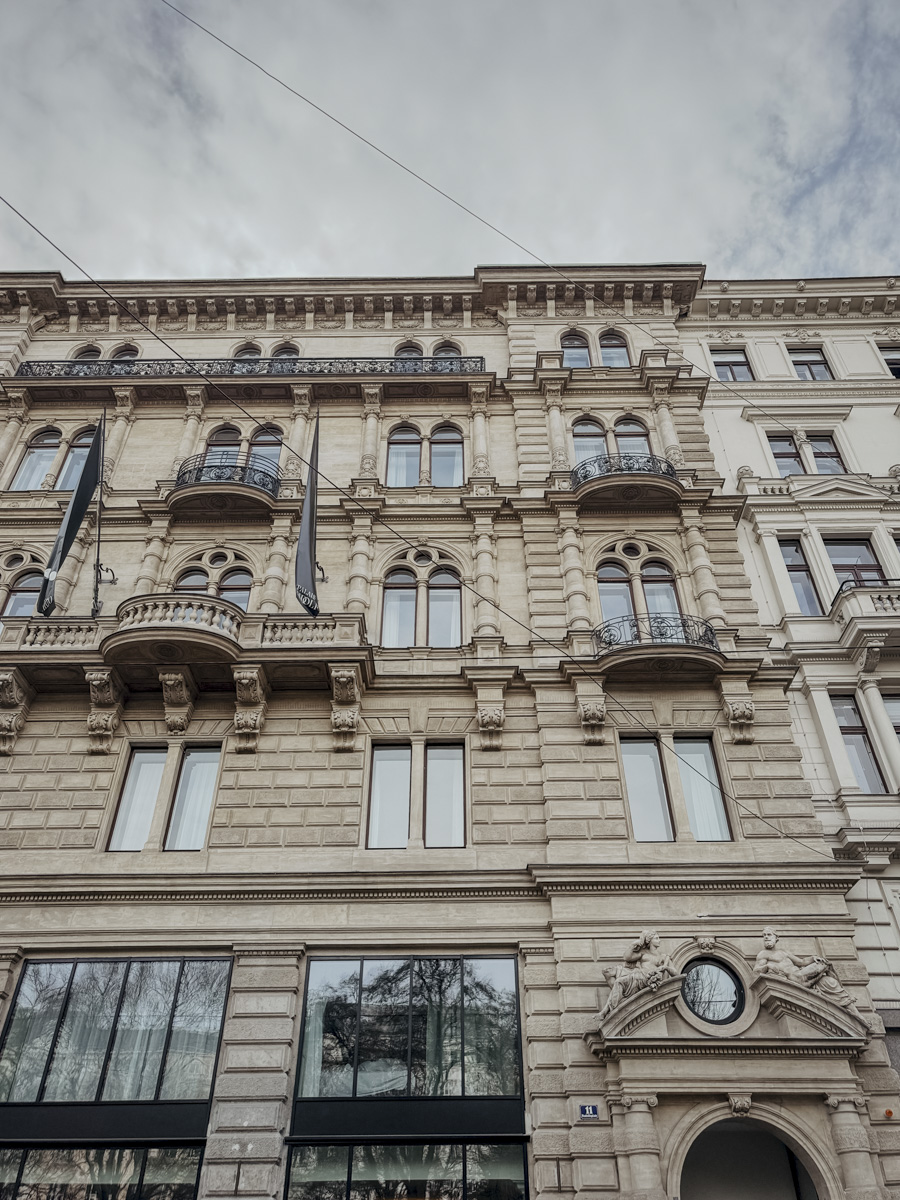 hoch ausenfassade miiro palais rudolf wien COCOtravel