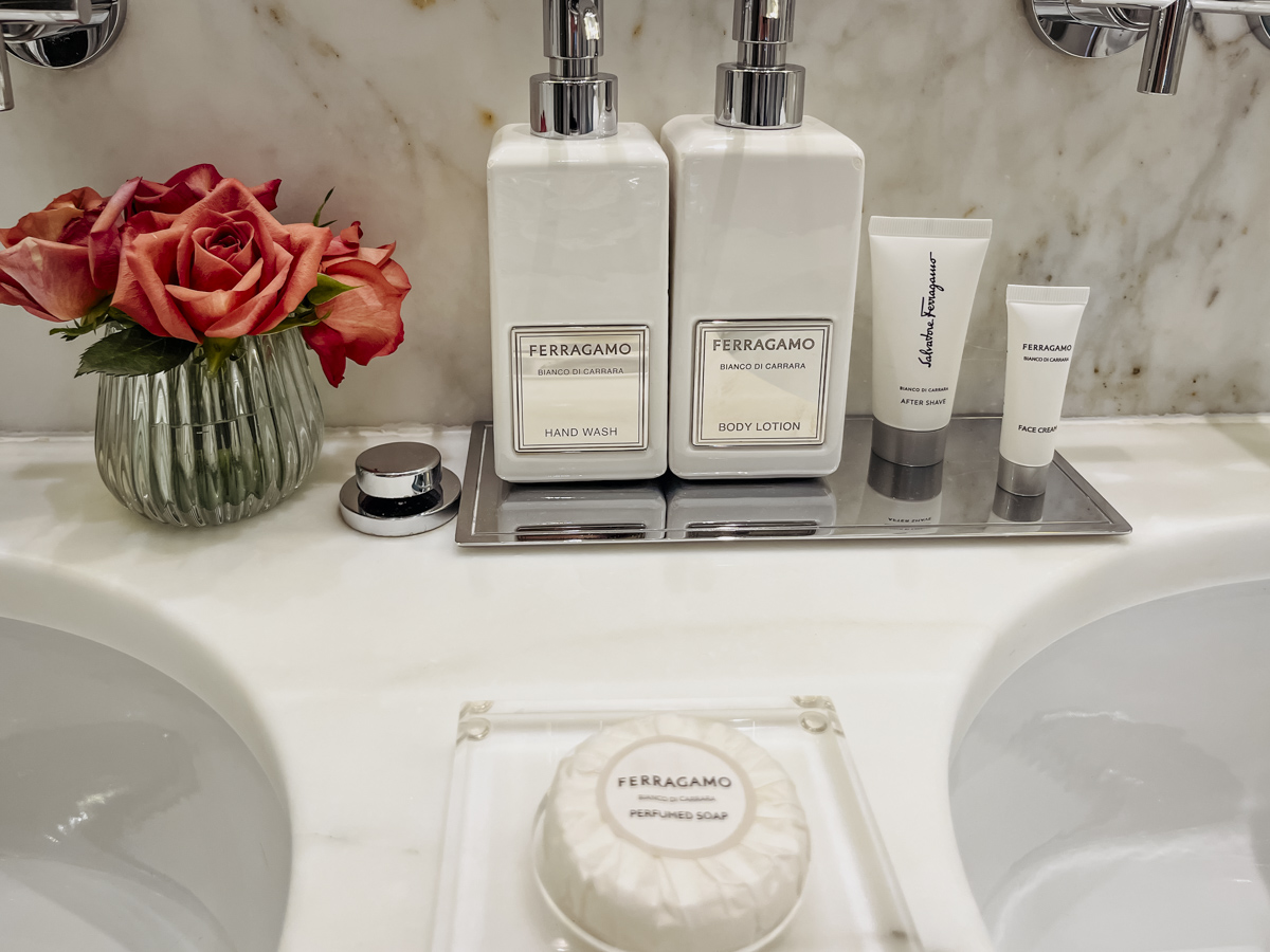 Cocotravel Italien Florenz Portrait Badezimmer